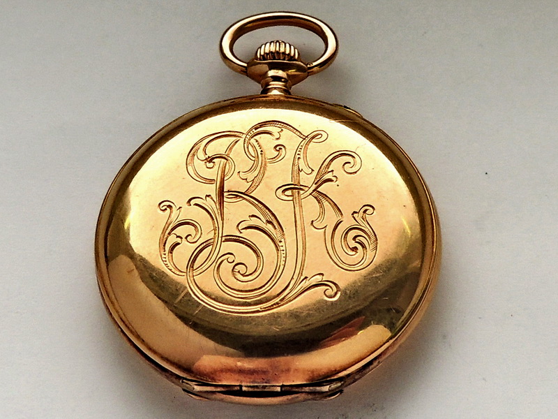 Золотые карманные часы с гравировкой