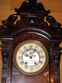 Четуновы алебастровый циферблат настенные часы с открытым анкером.jpg