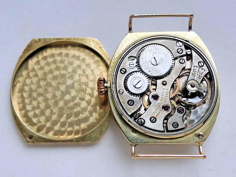 Часы недорого челябинск. Старинные наручные часы. Антикварные часы наручные. Антикварные золотые наручные часы. Часы Антикварные ручные.