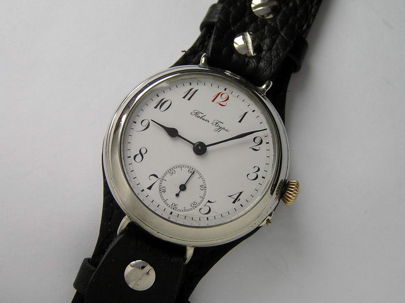 Часы российские марка часов. Старинные наручные часы Tissot. Tissot старинные часы. Часы тиссот антиквариат. Часы Elite ed 176.