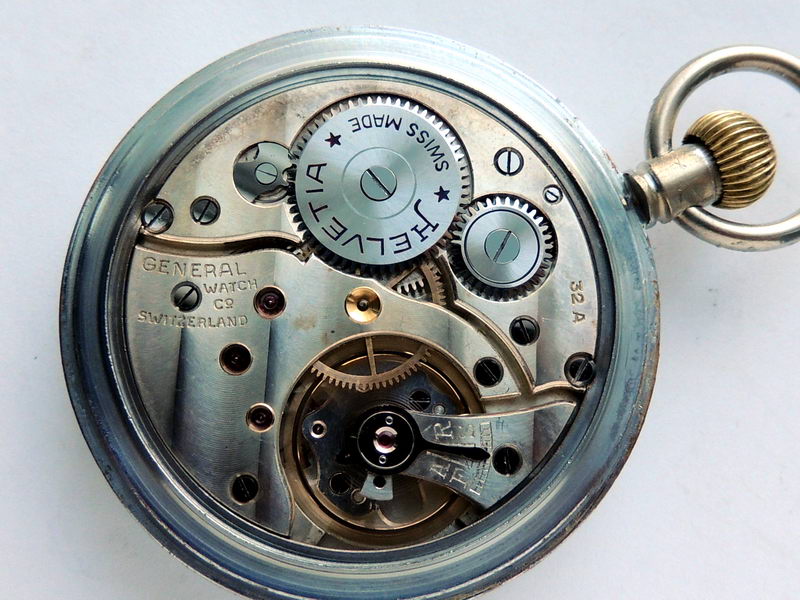Карманный хронограф часы Minerva 1940е Швейцария. Хромированный корпус часов. Omega карманные военные часы. Часы карманные военно космические силы. Корпус часов лучше